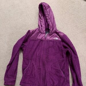 Women’s Medium North Face Sweater with hood (Purple)